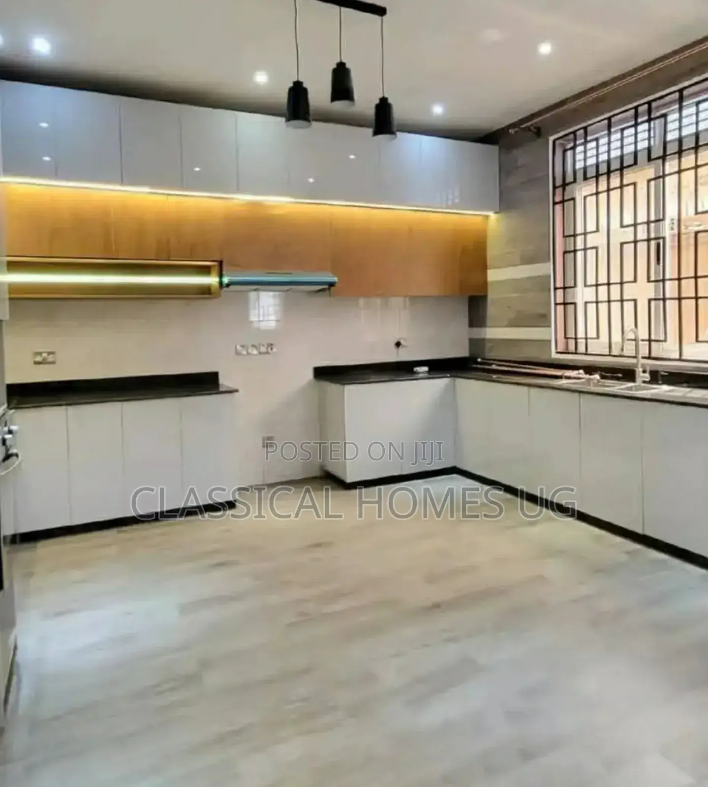 5bdrm Duplex in Kyanja Kungu Road, Central Division for rent