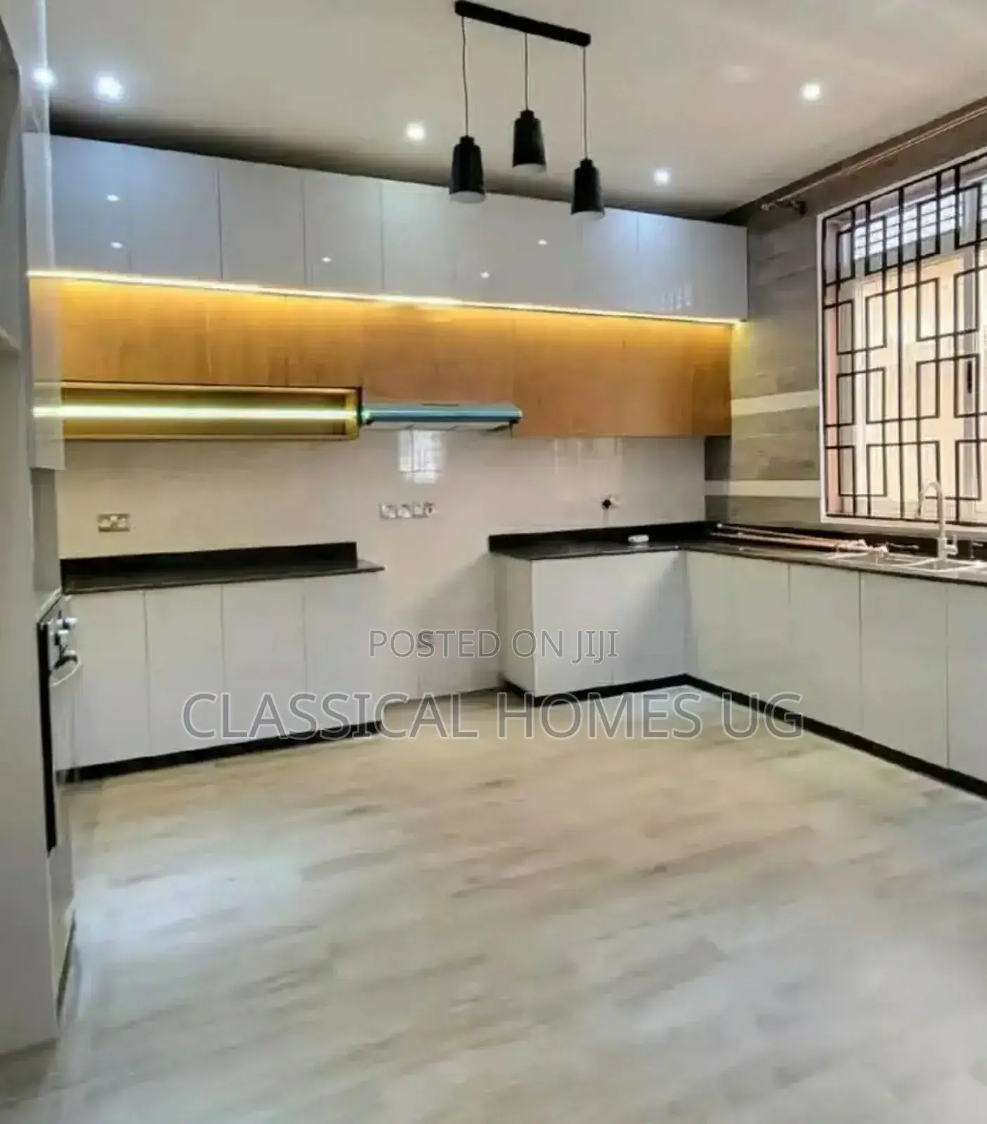 5bdrm Duplex in Kyanja Kungu Road, Central Division for rent