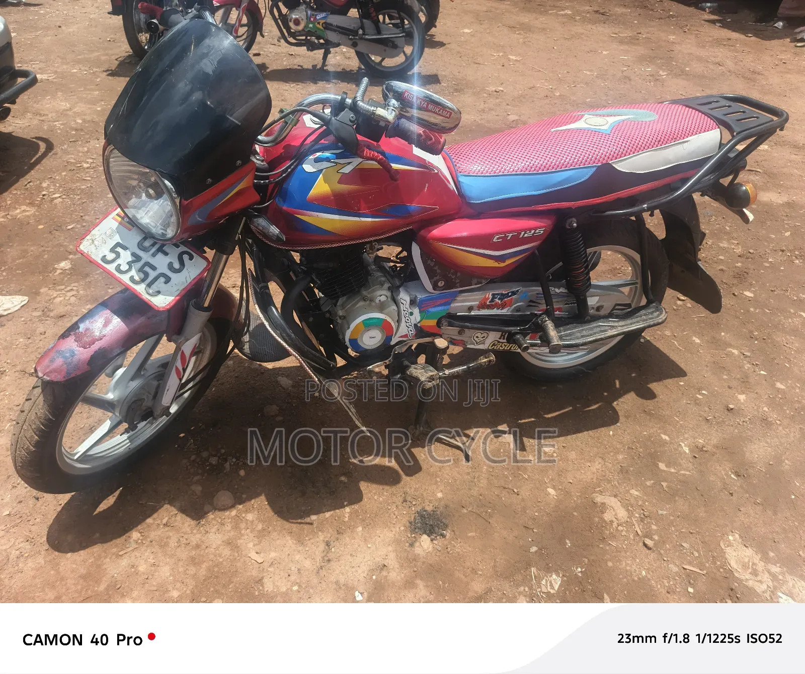 Bajaj Boxer 125 2023 Red