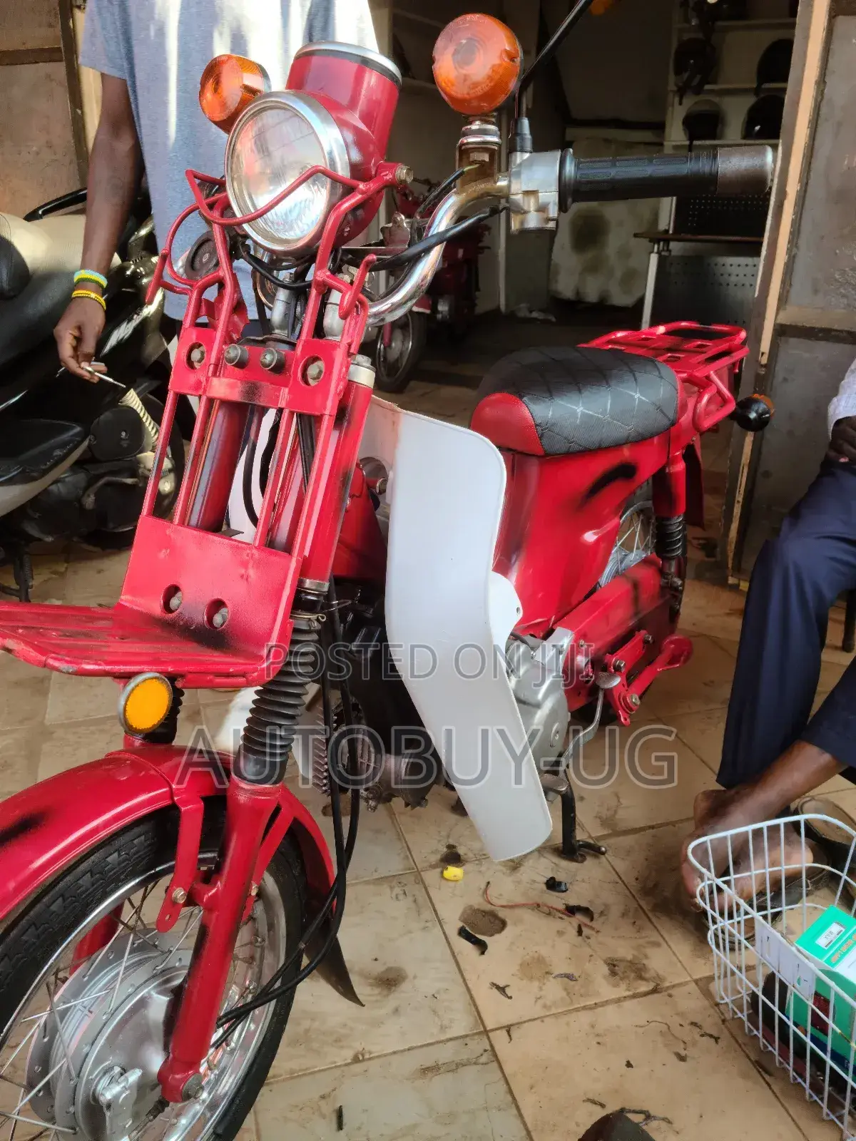 Suzuki 2001 Red