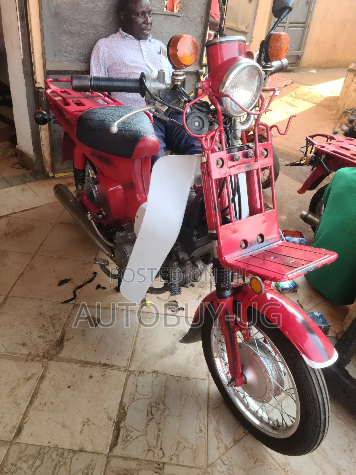 Suzuki 2001 Red