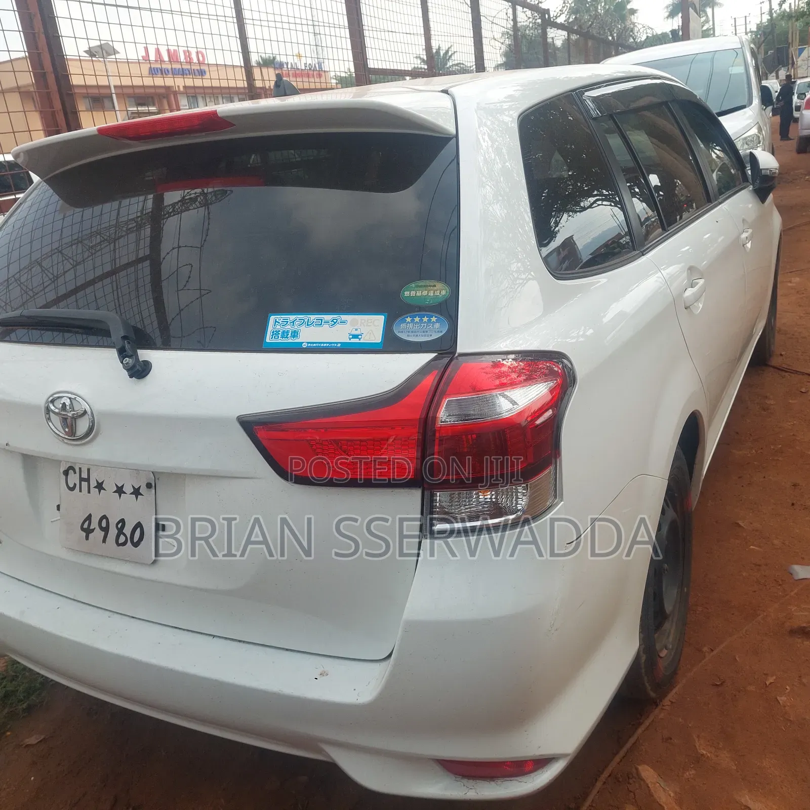 Toyota Corolla Fielder 1.5 Petrol FWD 2016 White