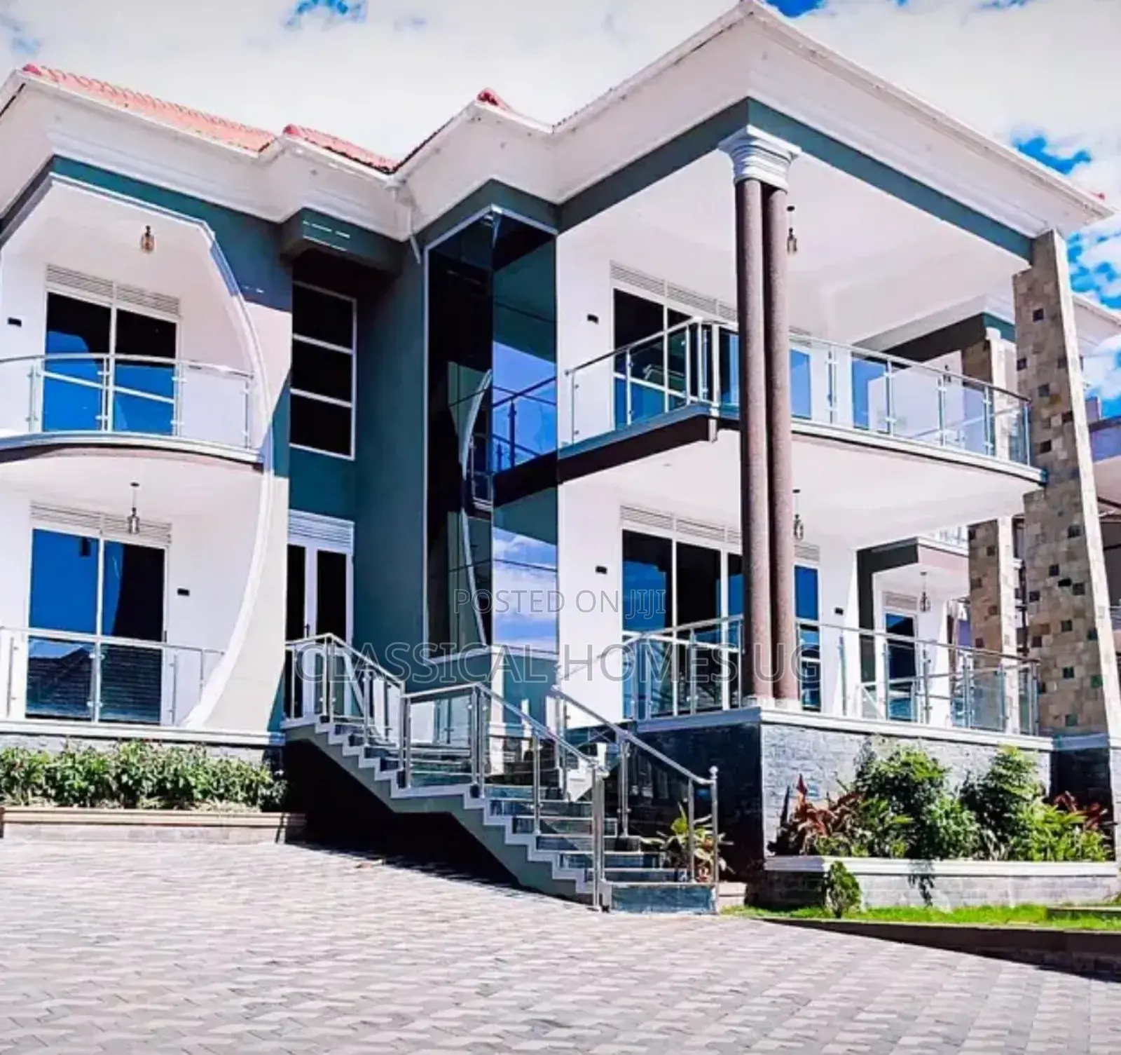 5bdrm Duplex in Lubowa Entebbe Road, Central Division for rent