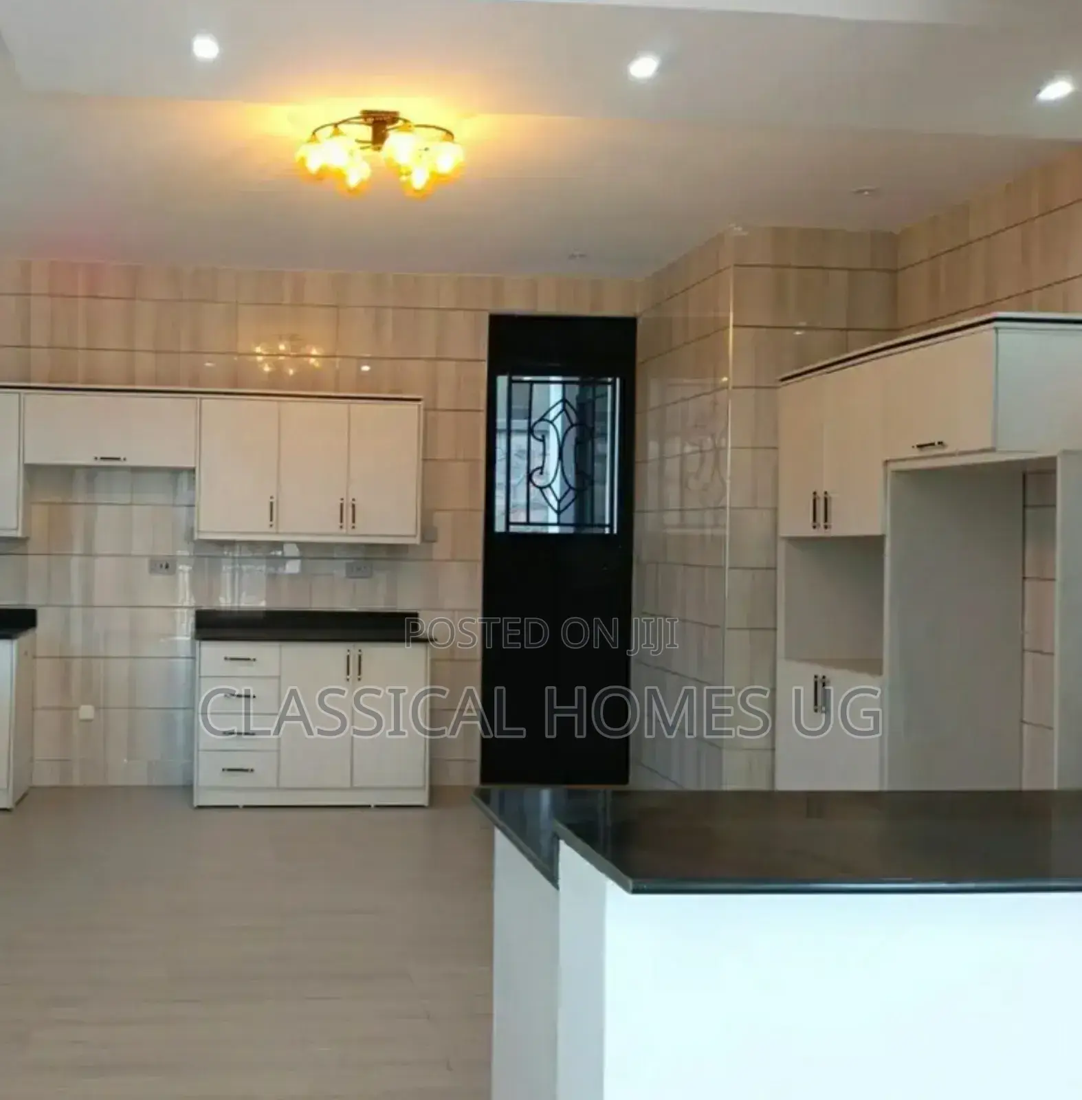 5bdrm Duplex in Lubowa Entebbe Road, Central Division for rent
