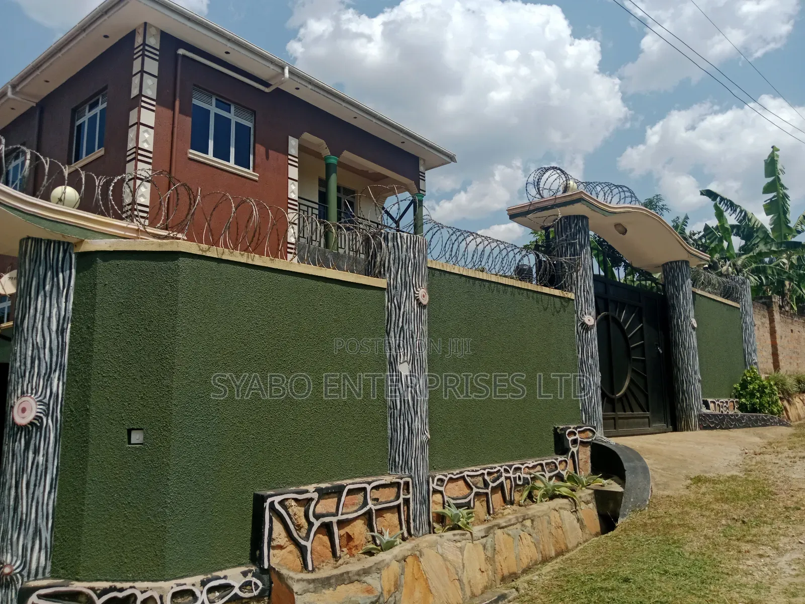 3bdrm Apartment in Nabuti Road, Mukono TC for rent