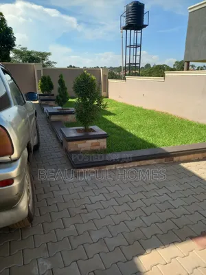Furnished 4bdrm House in Kira for sale