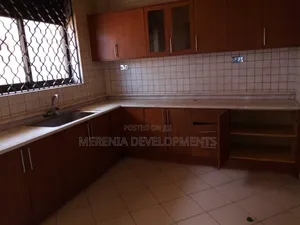 3bdrm Apartment in Munyonyo, Makindye for rent