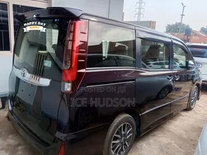 Toyota Noah 2016 Black