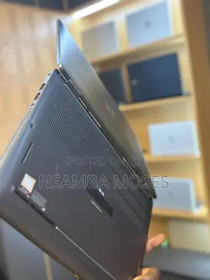 Laptop Dell Latitude 7410 16GB Intel Core i7 SSD 512GB