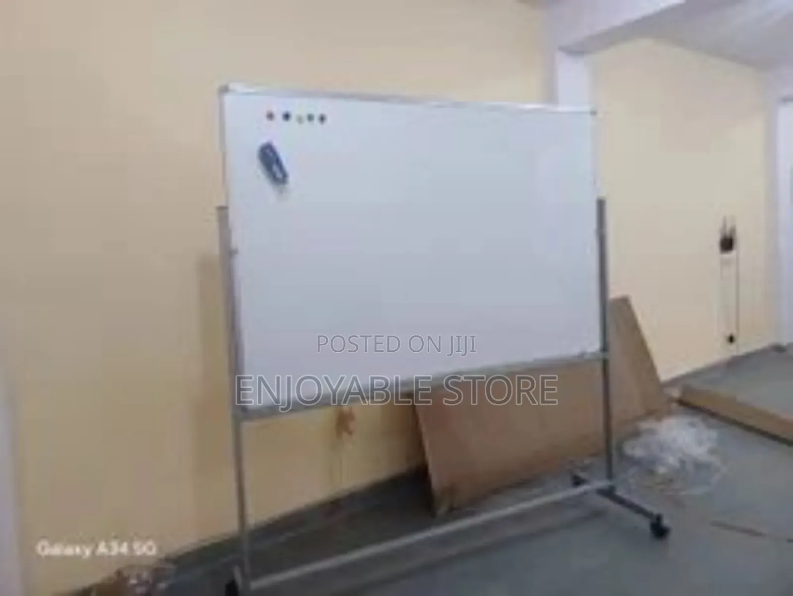 120×90 Magnetic Whiteboard and Stand