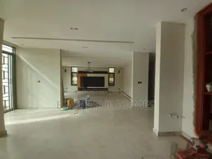 Furnished 6bdrm House in Ntinda, Nakawa for sale