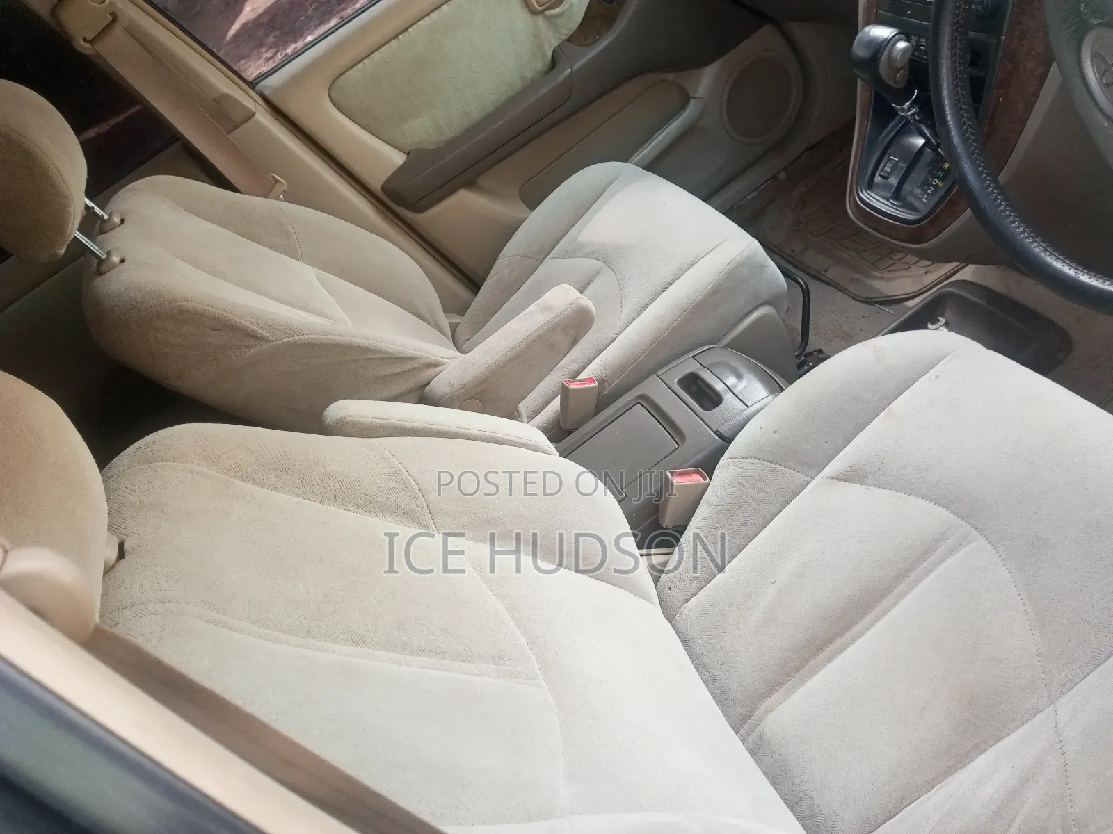 Toyota Harrier 2001 White