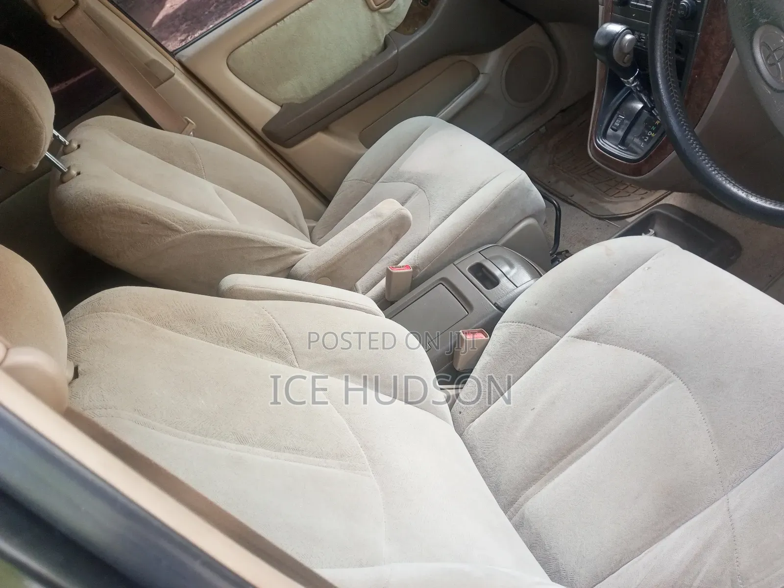 Toyota Harrier 2001 White