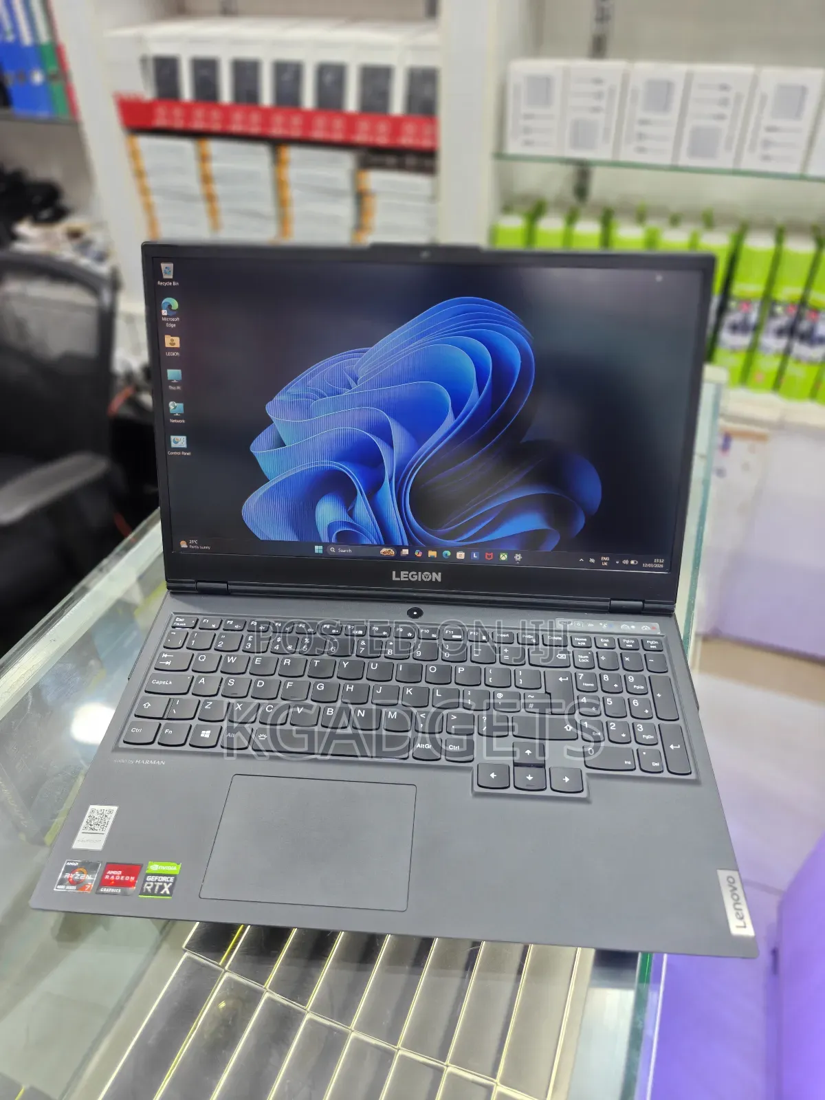 Laptop Lenovo Legion 5i 16GB AMD Ryzen 7 SSD 512GB