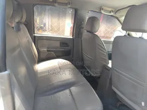 Nissan Pick-Up 2014 White