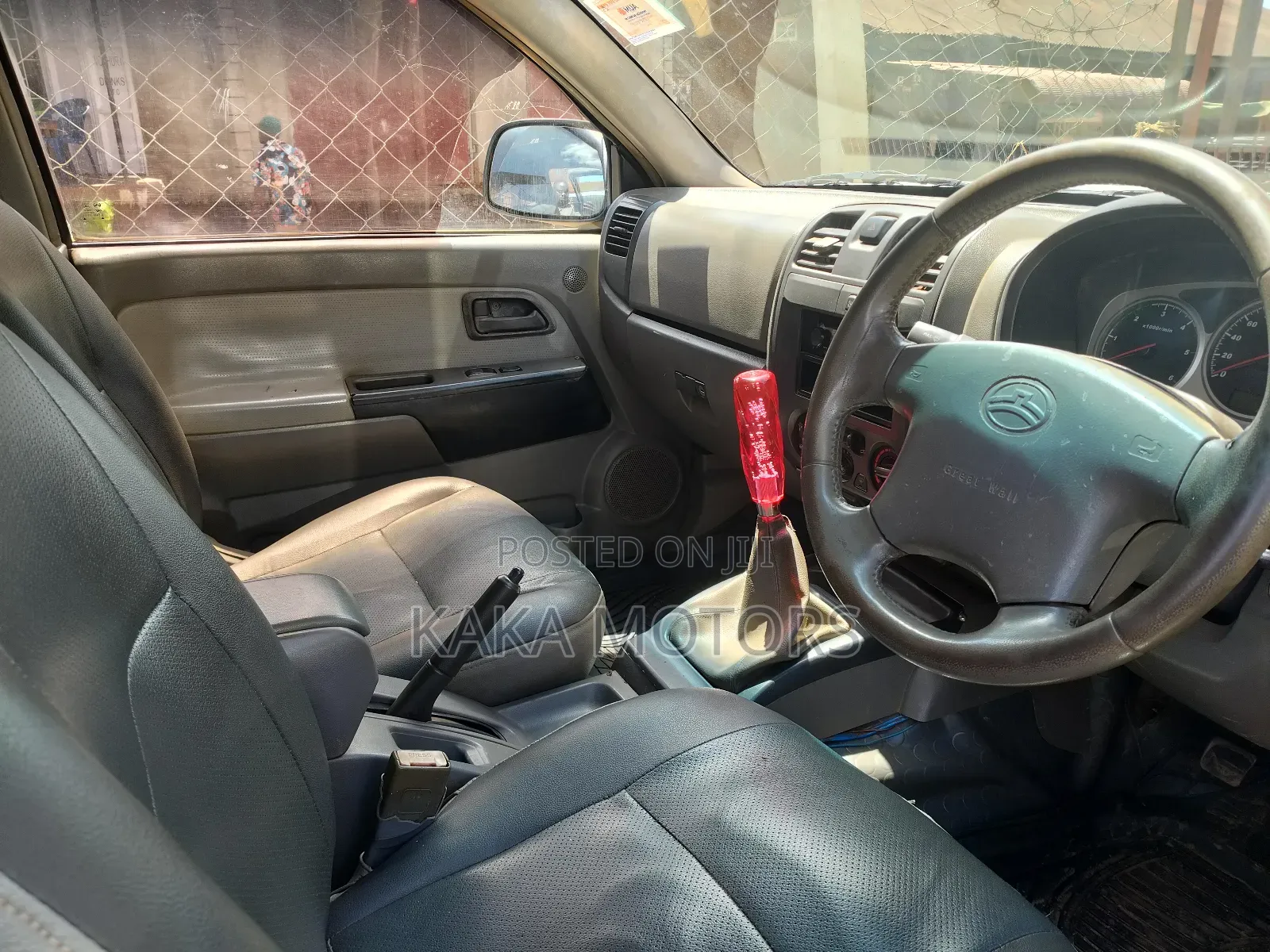 Nissan Pick-Up 2014 White
