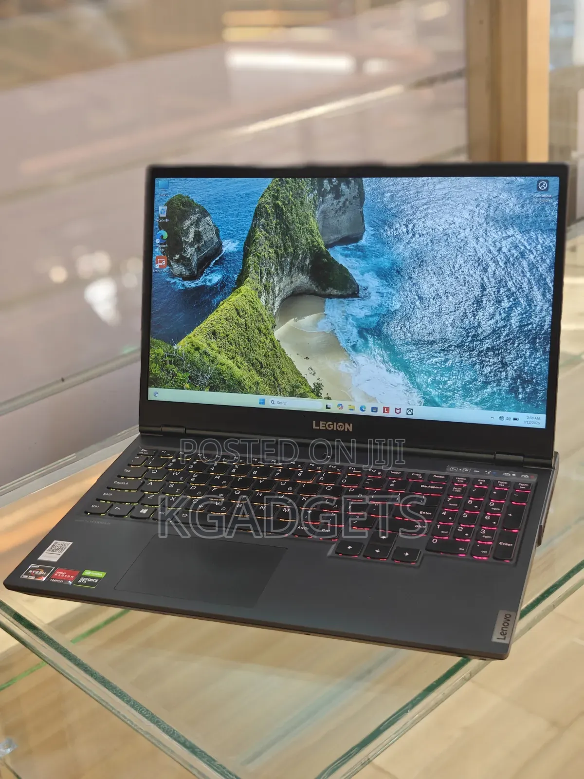 Laptop Lenovo Legion Slim 5 16GB AMD Ryzen 7 SSD 512GB