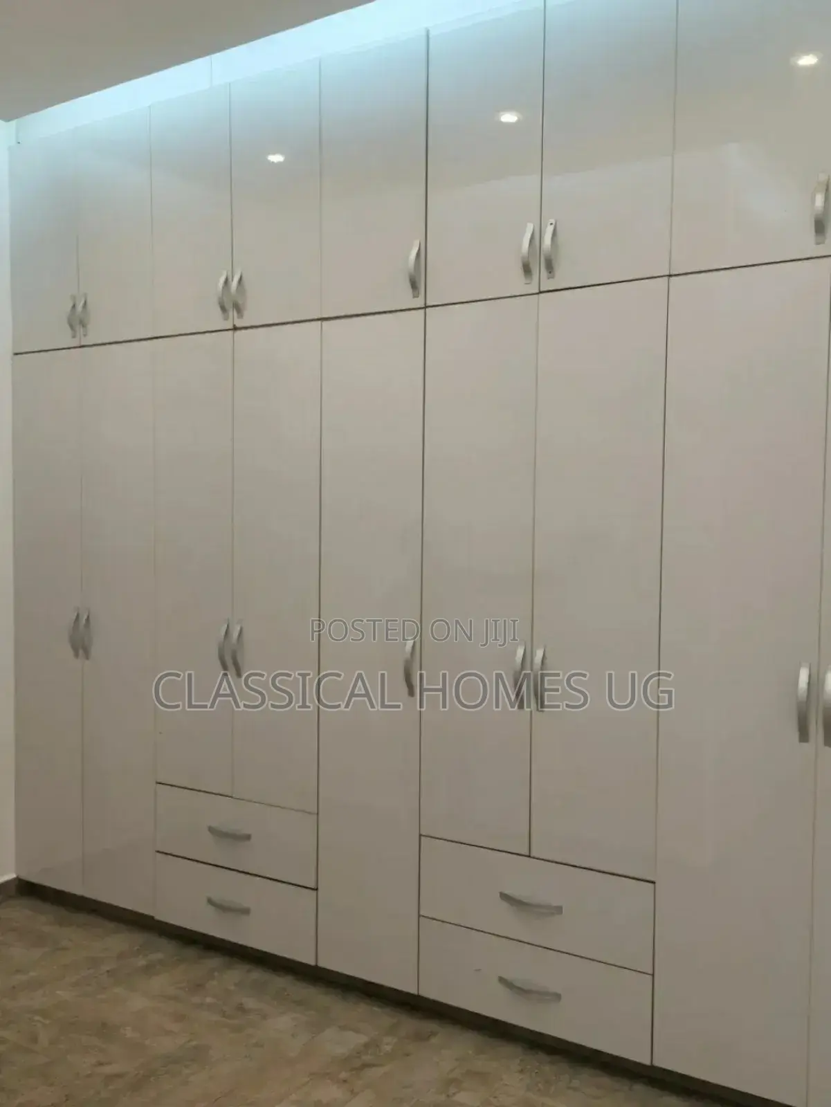 5bdrm Duplex in Lubowa Entebbe Road, Central Division for rent