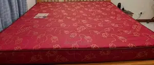 Comfoam Mattress 4by6 {Maroon}