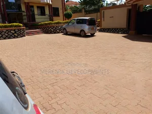 2bdrm Apartment in Zana, Makindye for rent