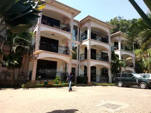 3bdrm Apartment in Muyenga, Makindye for rent