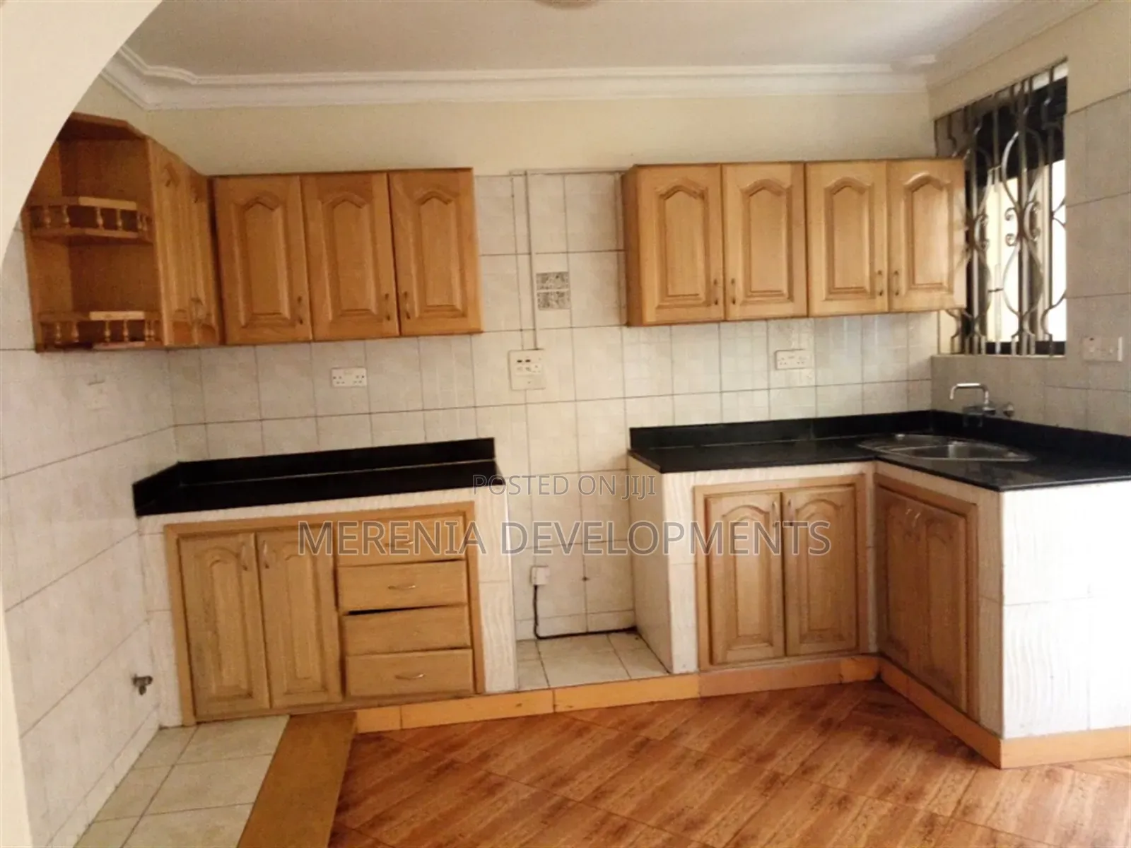 3bdrm Apartment in Muyenga, Makindye for rent