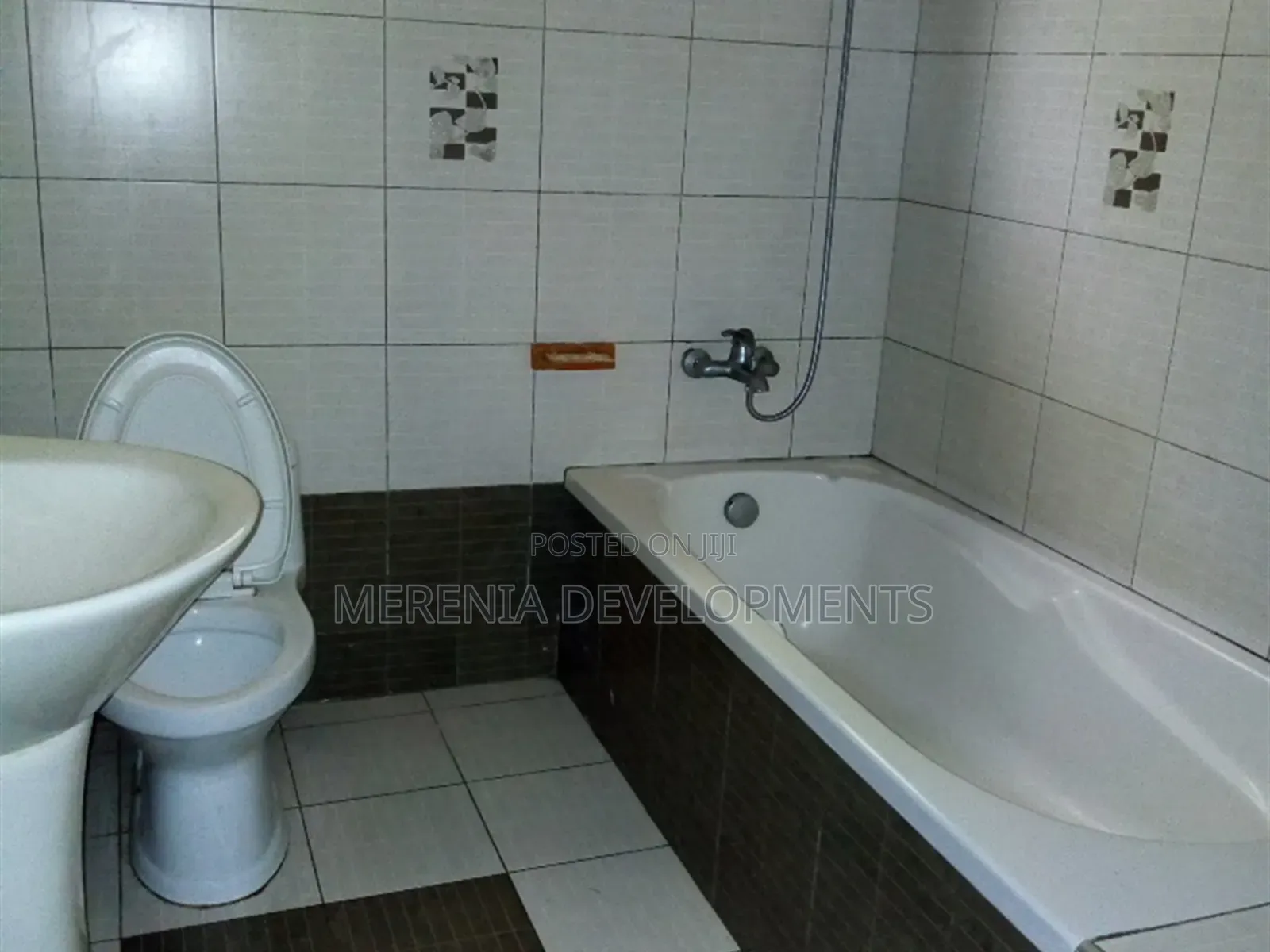 3bdrm Apartment in Muyenga, Makindye for rent
