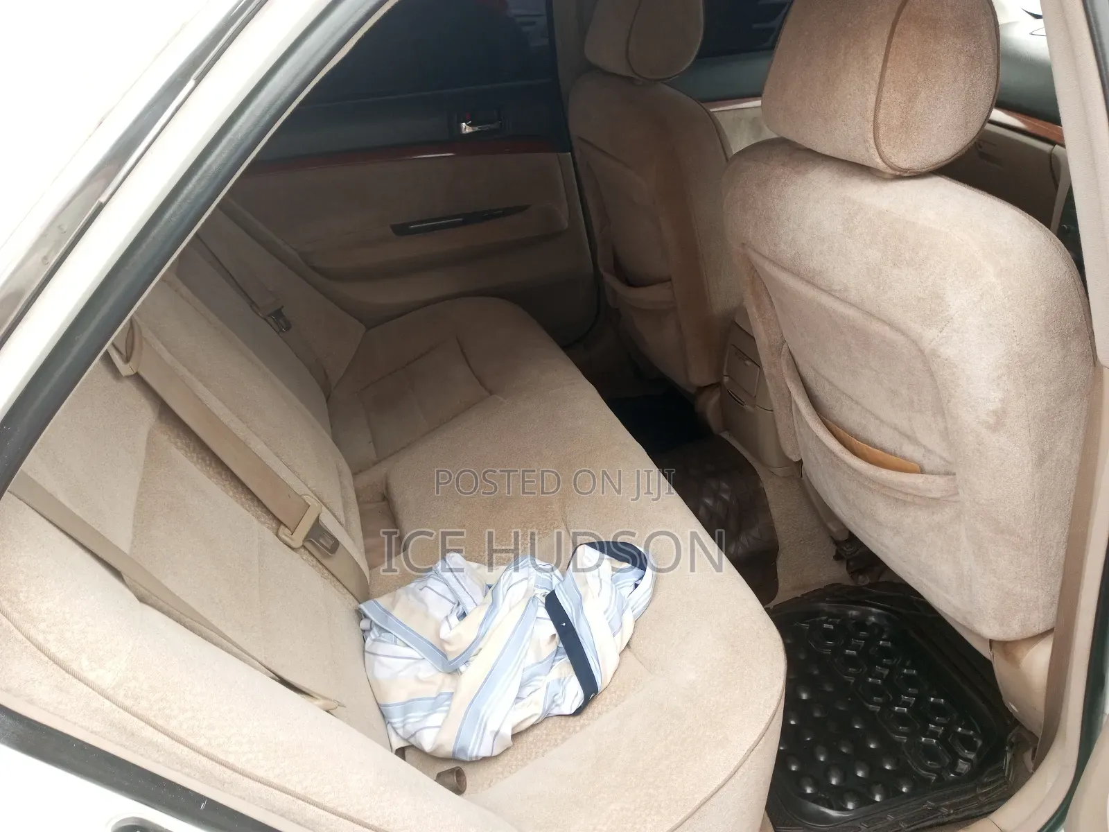 Toyota Mark II 2002 White