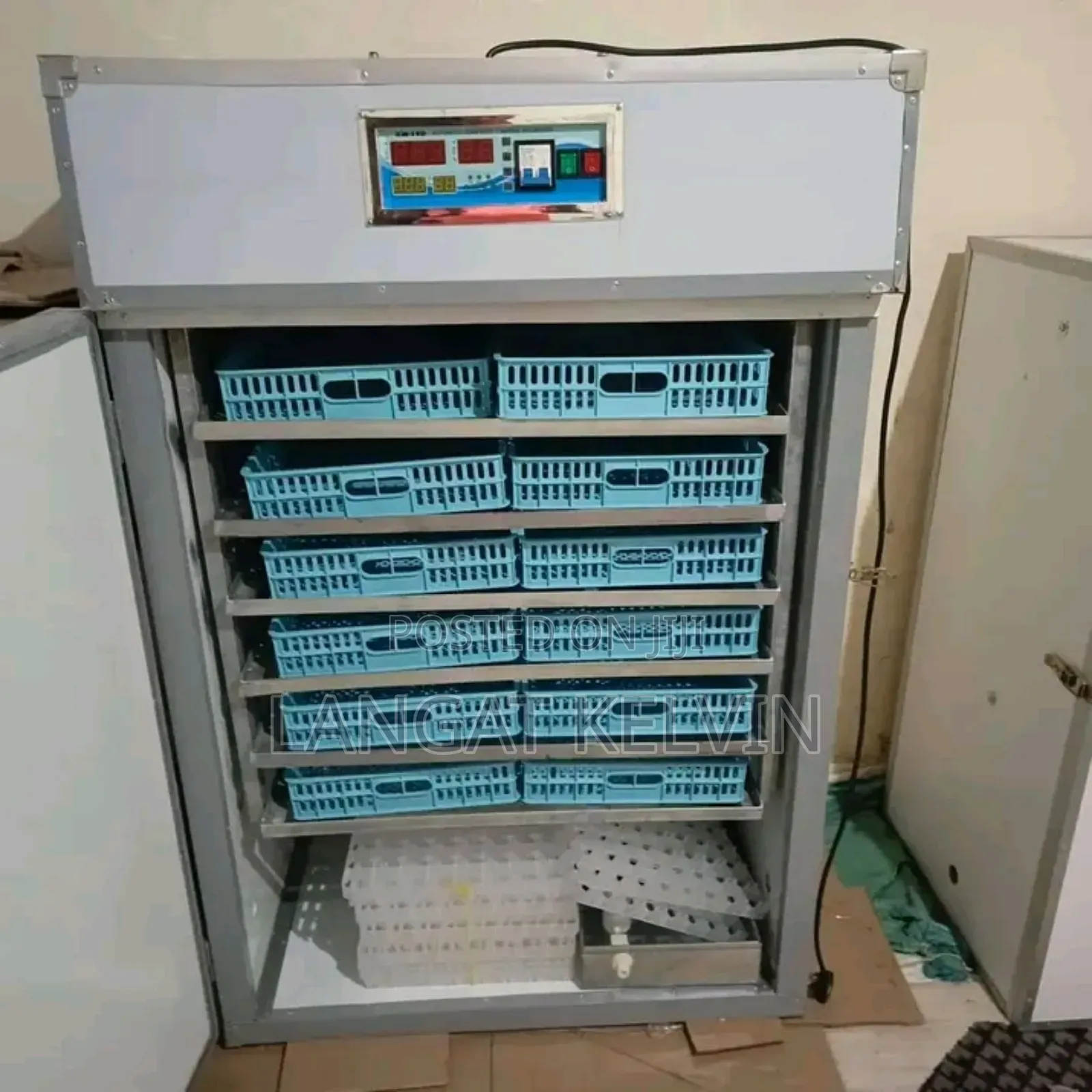 1056 Eggs Incubator (Full Hatcher)