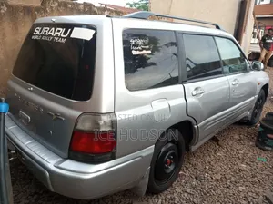 Subaru Forester 2002 Gray
