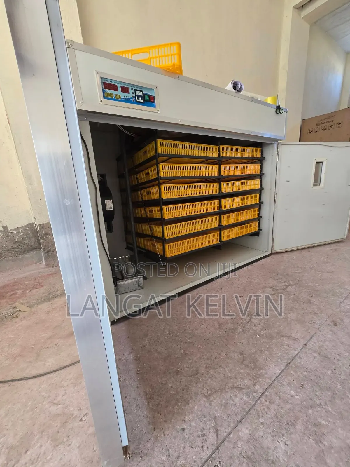 3168 Eggs Automatic Incubator
 Ac Powered (1000 W, 240 V)