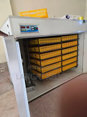 5280 Eggs Incubator
 Ac Powered (1000 W, 240 V)