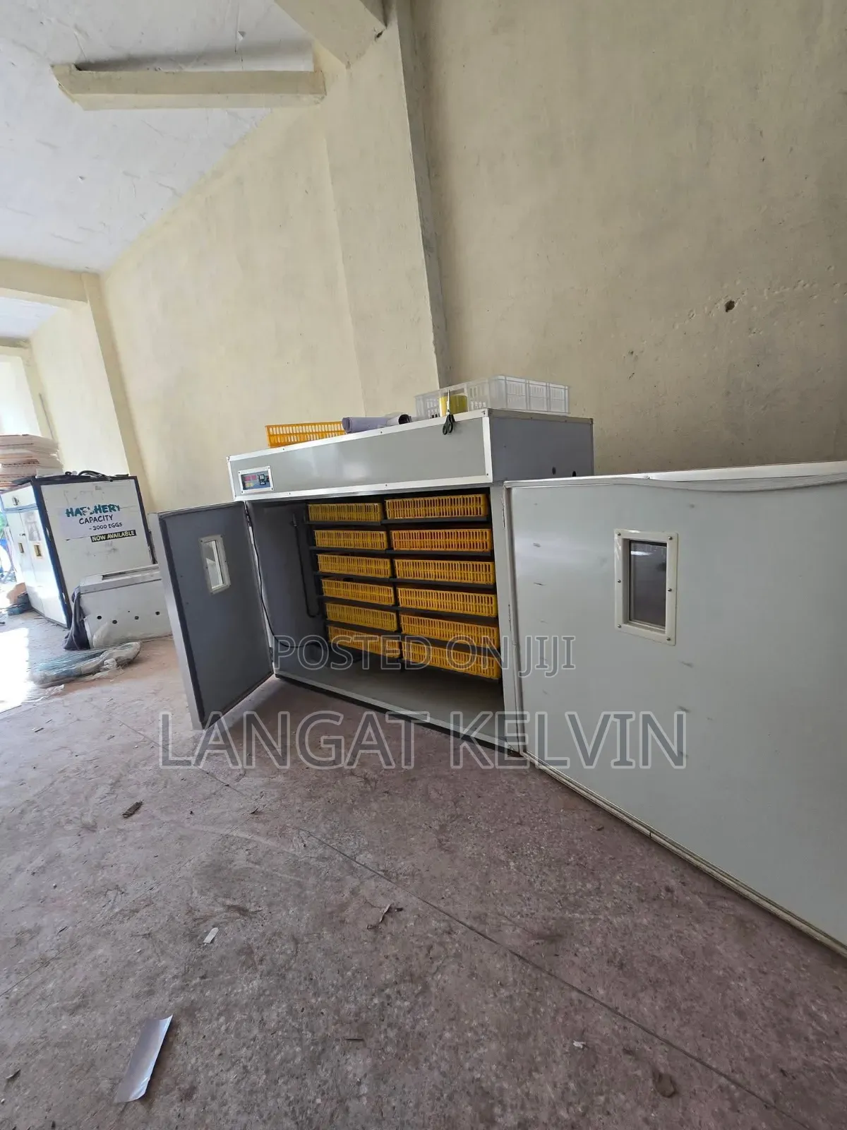 5280 Eggs Incubator
 Ac Powered (1000 W, 240 V)
