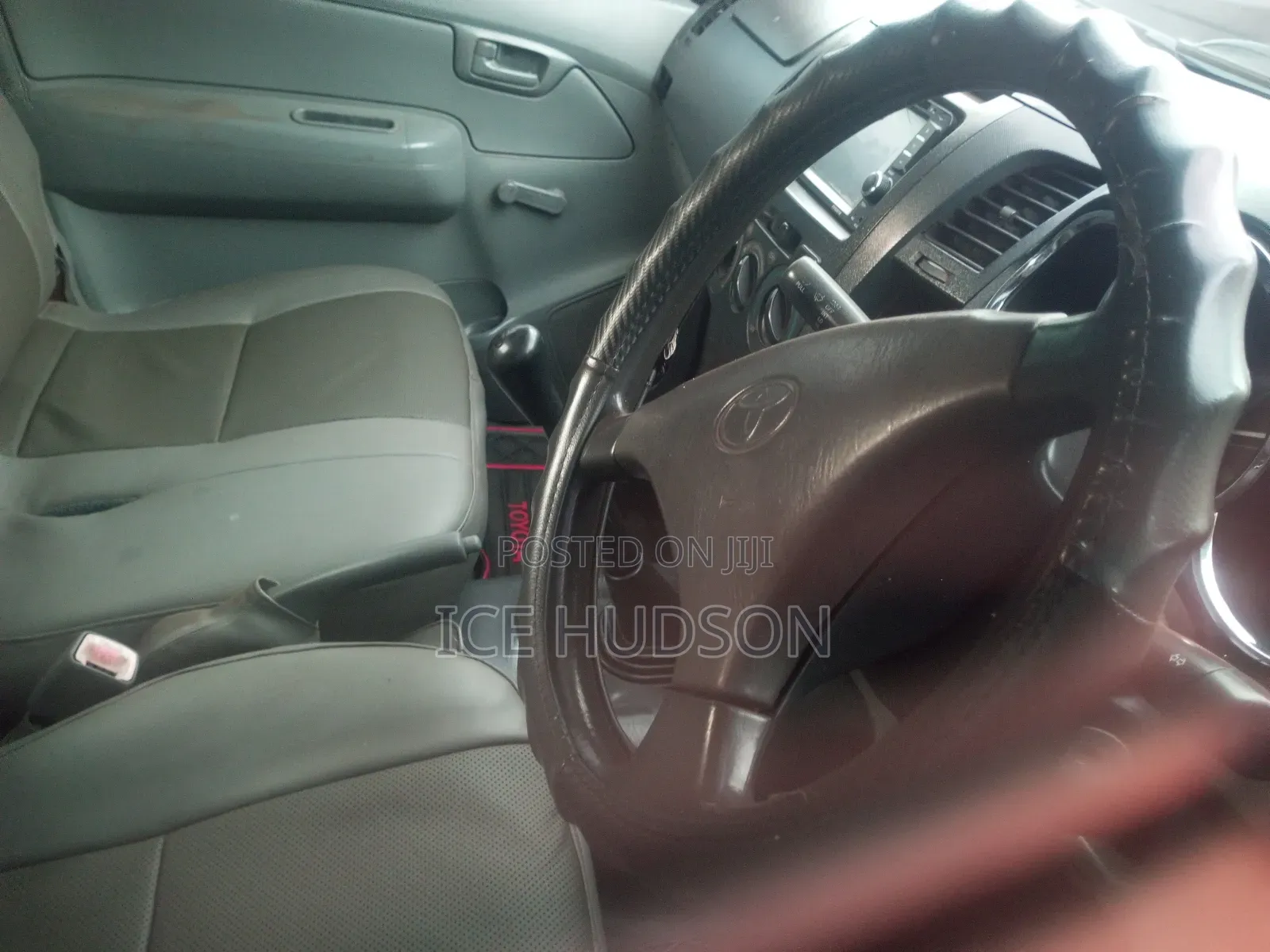 Toyota Hilux 2008 White