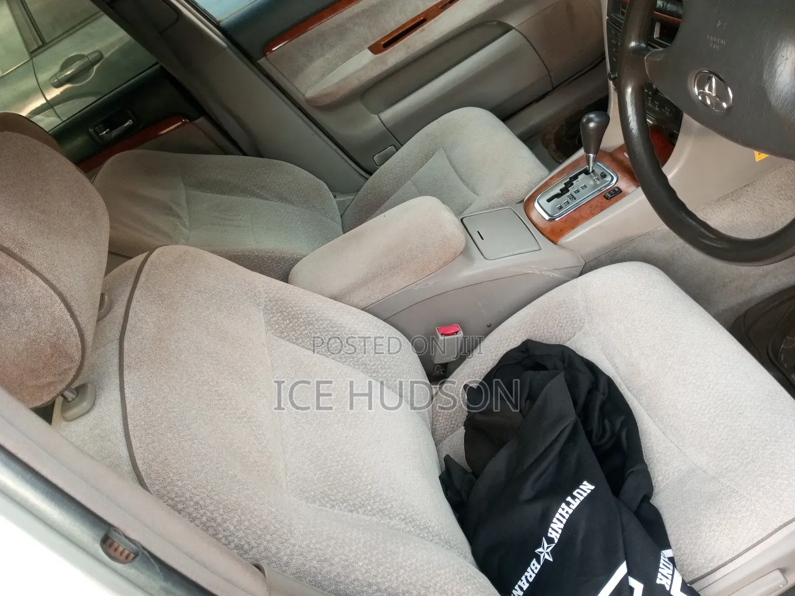Toyota Mark II 2002 Gray