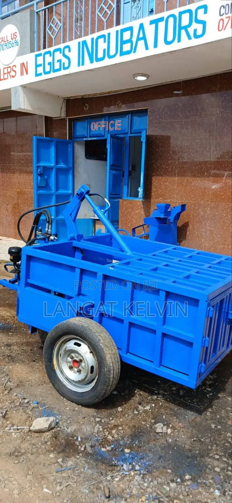 Min-Hydraulic Hay Bailer