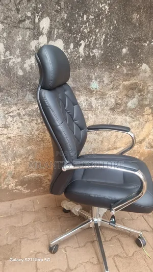 Ordinary Executive Office Desk With Chair
