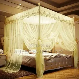 Four Stand Net ~ Cream