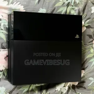 Original Ps4 Console + 2 Controllers + 10 Games - Classic Edition