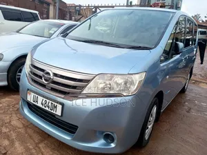 Nissan Serena 2015 Blue