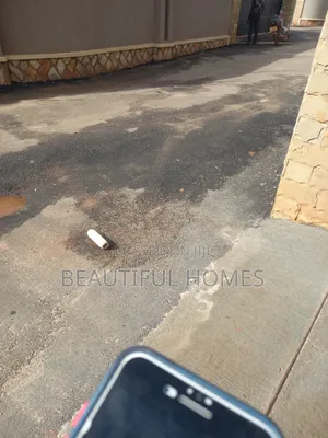 Furnished 5bdrm Duplex in Kira, Nakawa for sale