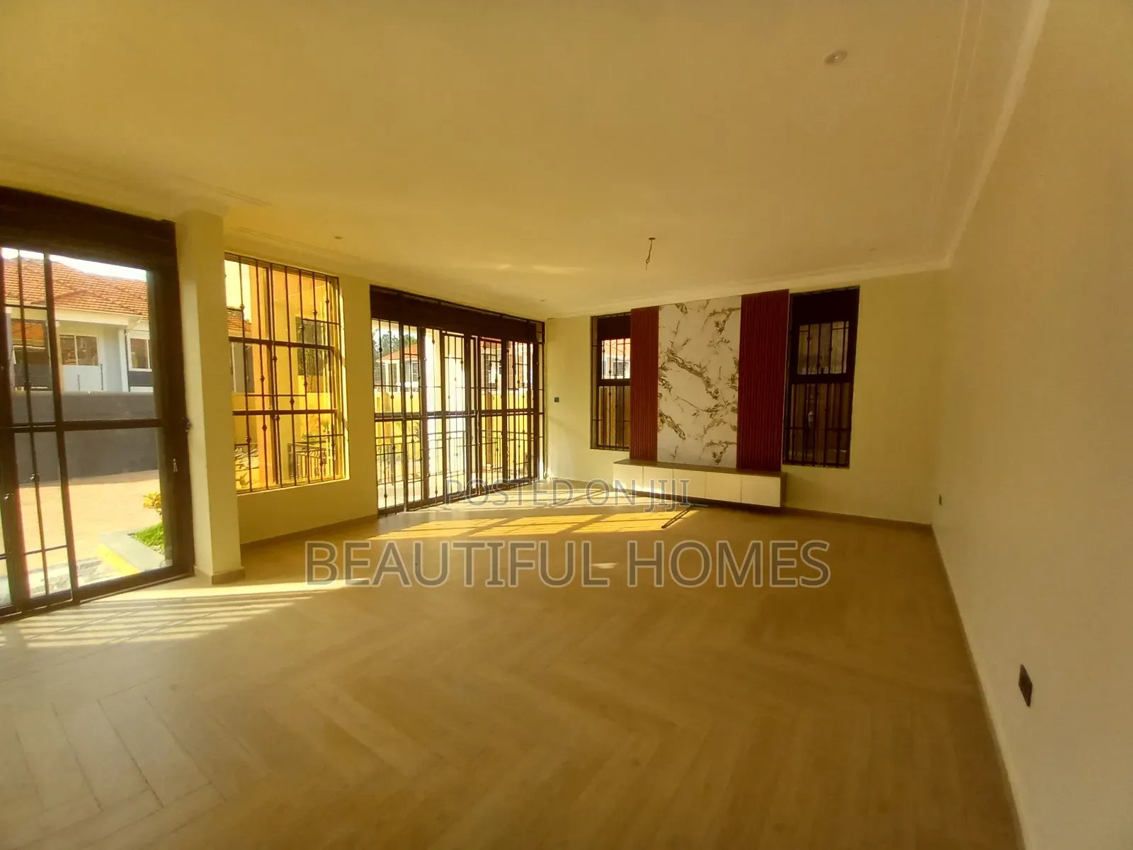 Furnished 5bdrm Duplex in Kira, Nakawa for sale