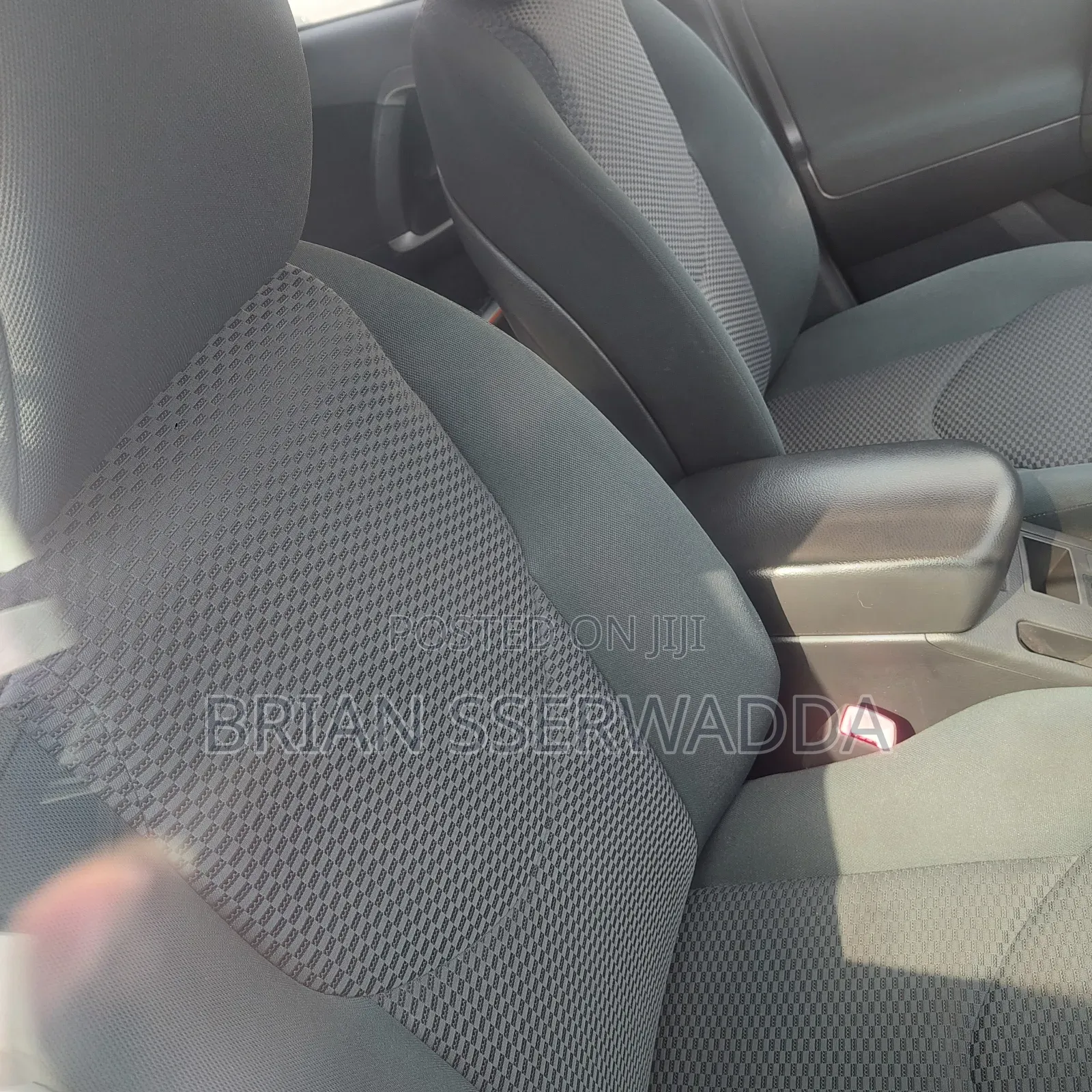 Toyota RAV4 2010 White