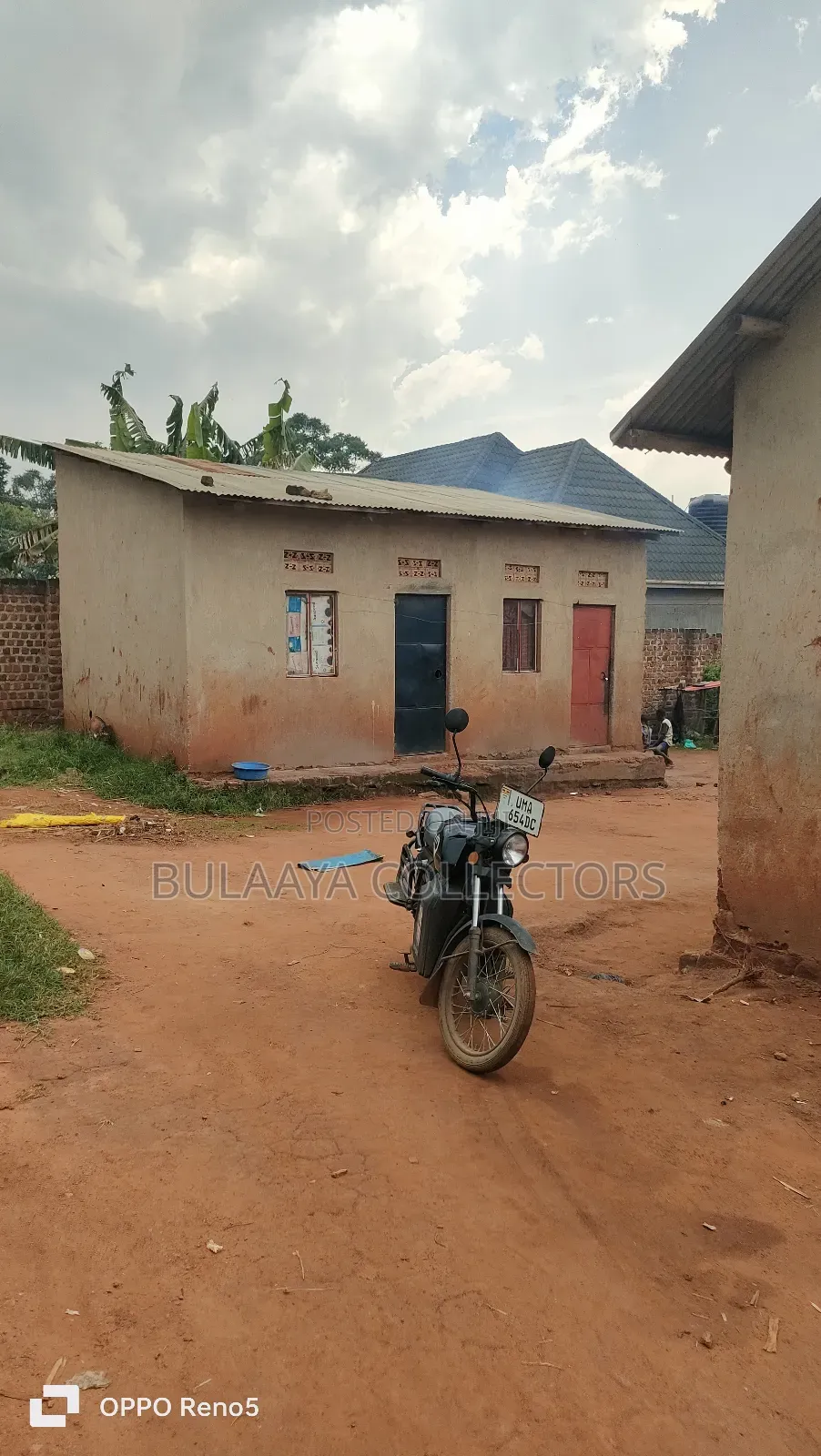 A Prime Residential 50x100 Plot in Kijabijo, Kira Municipality, Title.