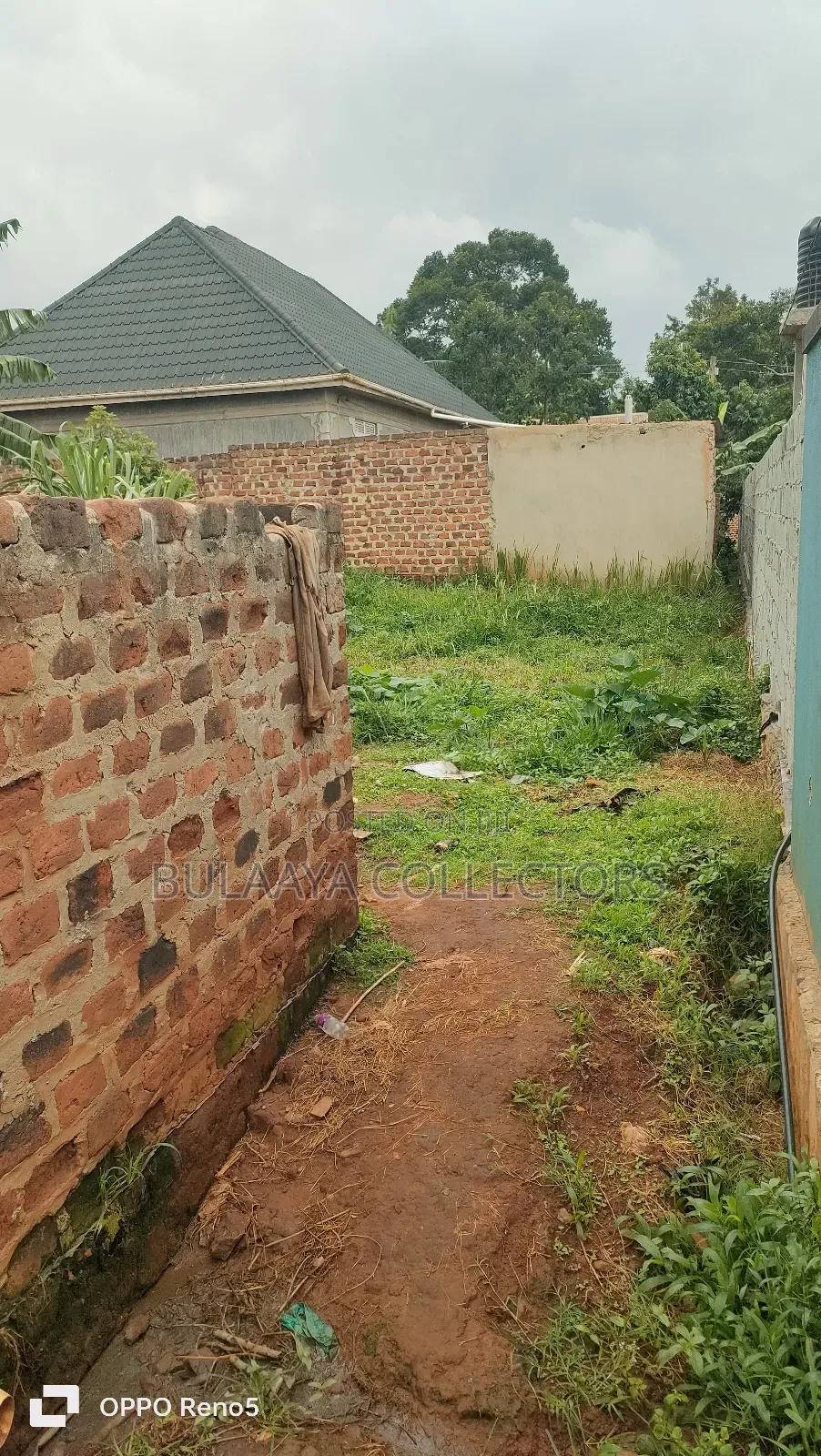 A Prime Residential 50x100 Plot in Kijabijo, Kira Municipality, Title.