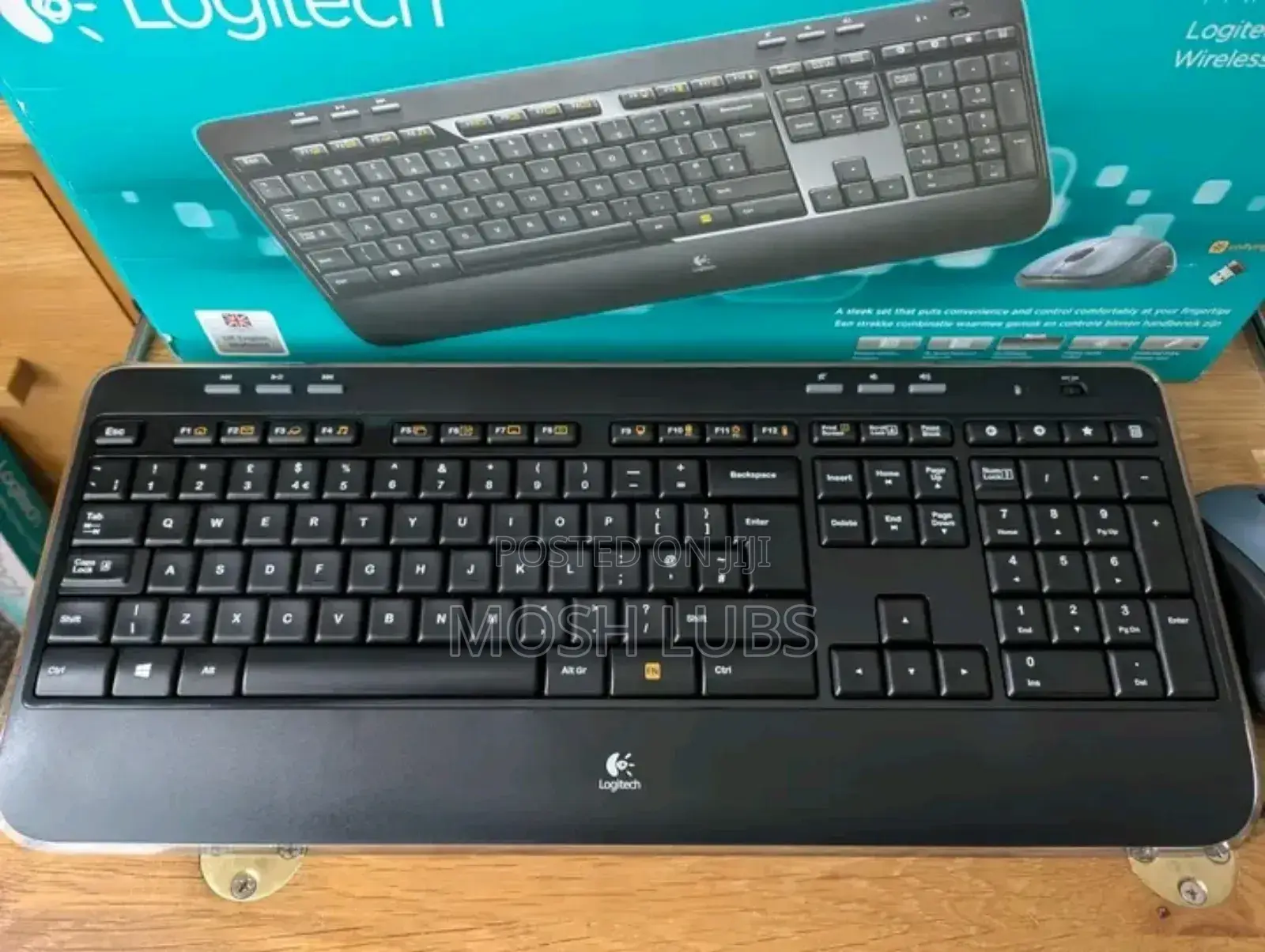 Logitech a Smart Keyboard+Mouse