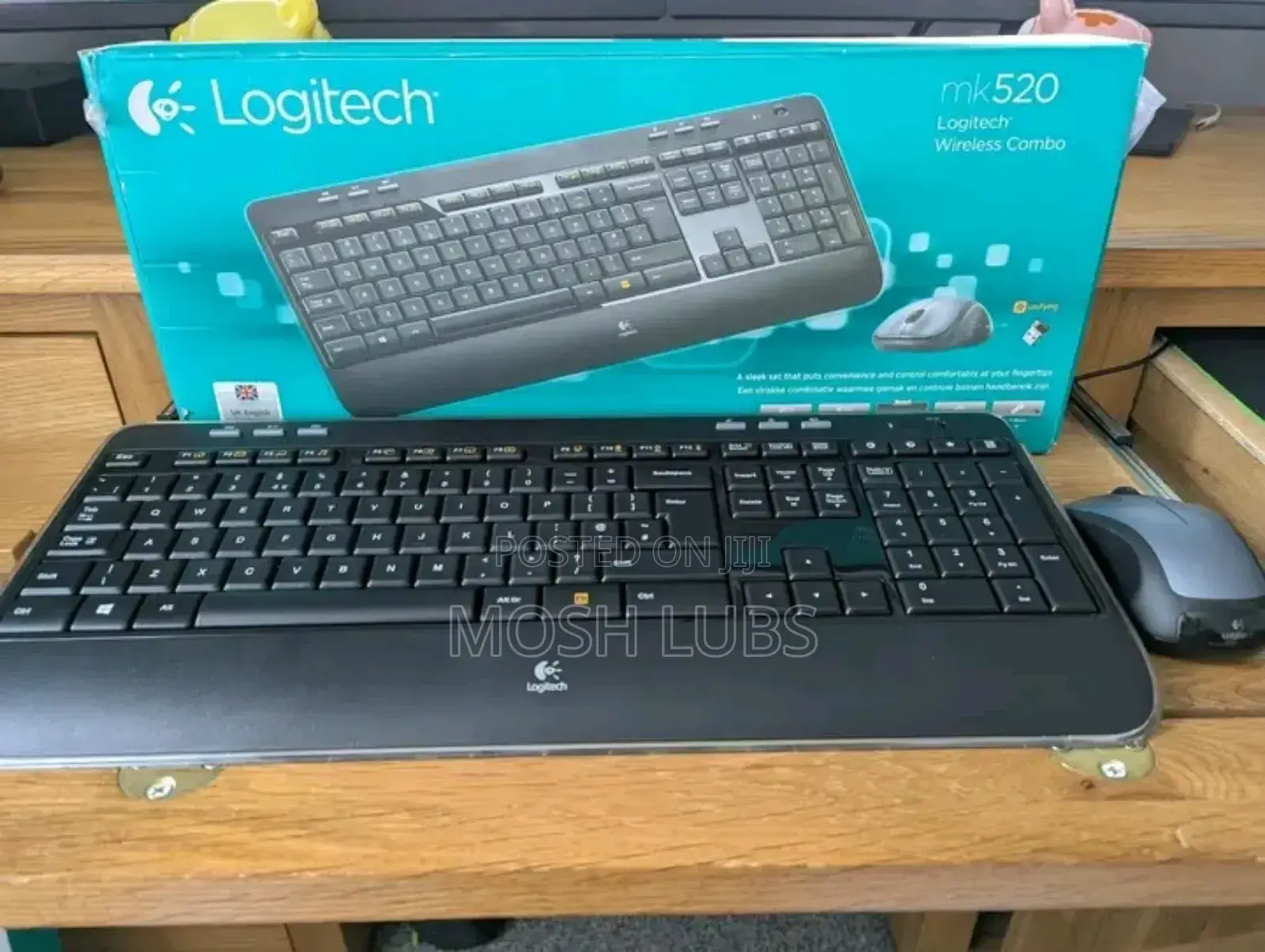 Logitech a Smart Keyboard+Mouse