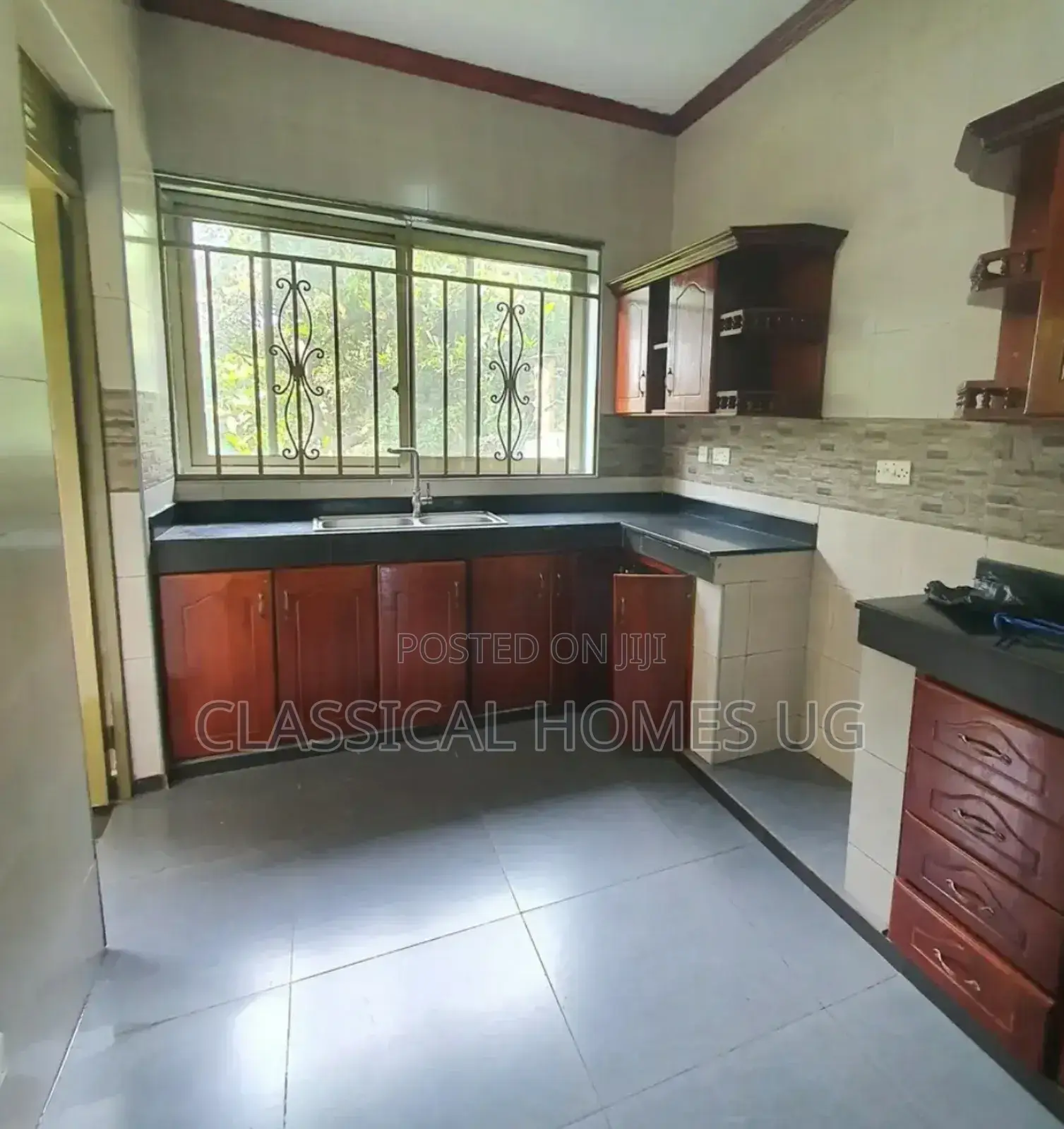 3bdrm Apartment in Naalya, Central Division for rent