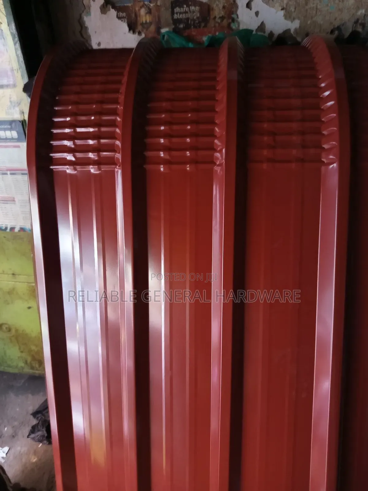 Bullnose, Curved Ironsheets Any Color G.30