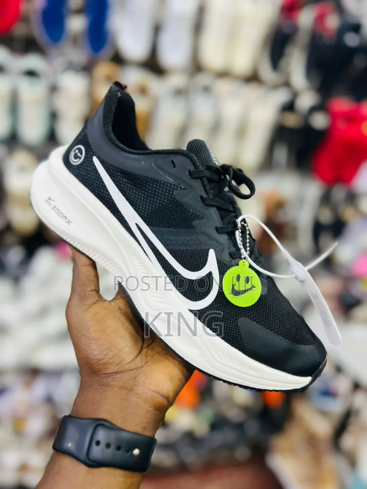 Nike Zoomx Smile Sneakers
